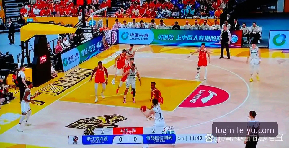 浙江vs宁波季后赛加时对决：兰道夫33分统治力 vs 李悦州准绝杀，哪项数据更关键？